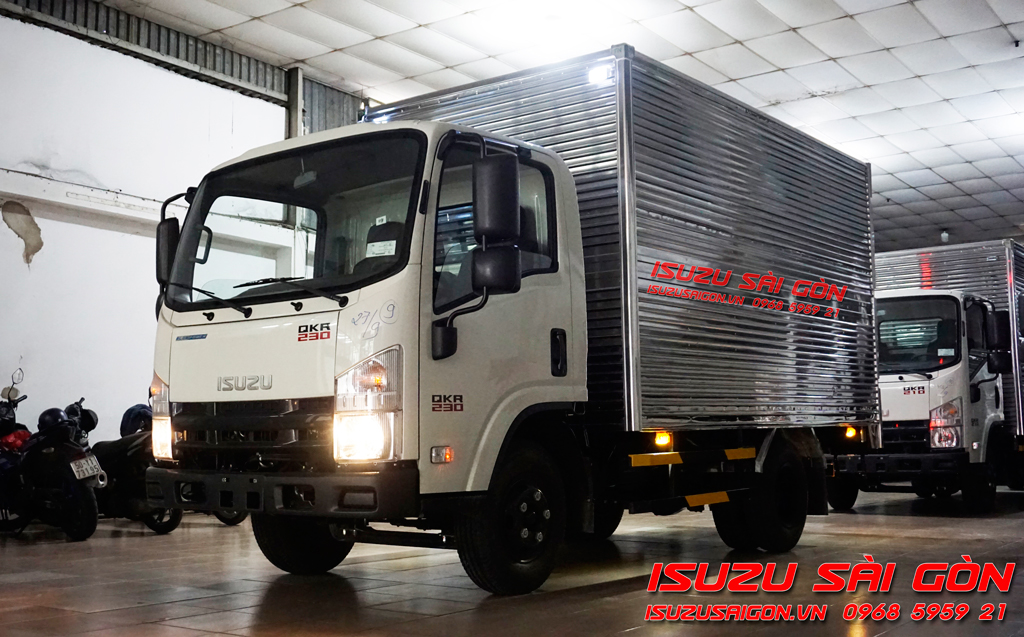 Xe Tải Isuzu 1T99 QKR230 Thùng Kín| Xe Isuzu 1.9 Tấn QKR230 2